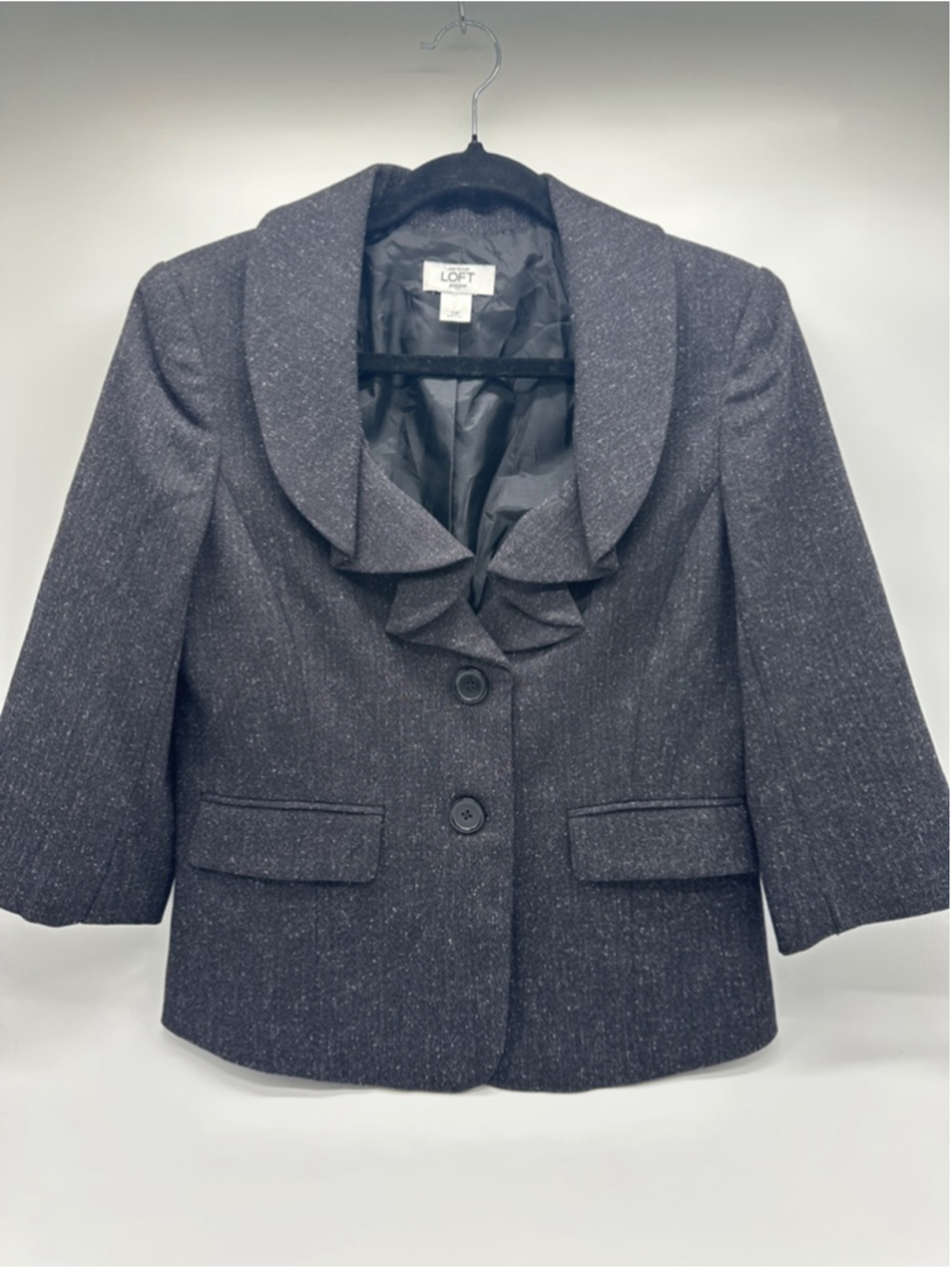 Ann Taylor LOFT Charcoal Cropped Ruffle Collar Blazer Jacket Y2K Corporate 10P - Picture 2 of 5